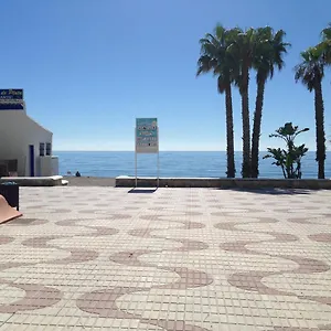 In First Row To The Sea, Almuñécar